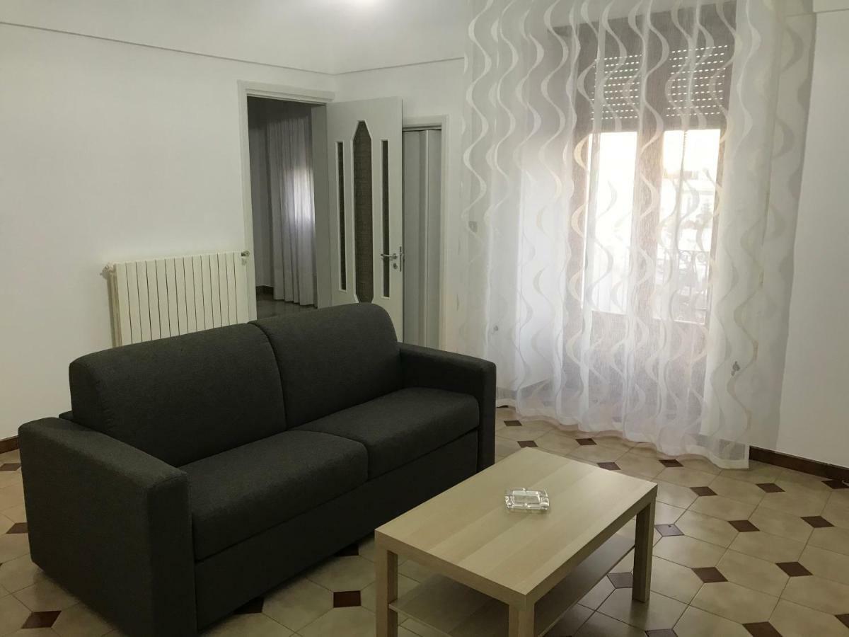 Casa Vacanze Affitti Brevi "Porta Nuova" Locorotondo Exterior foto