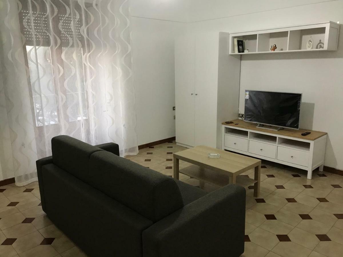 Casa Vacanze Affitti Brevi "Porta Nuova" Locorotondo Exterior foto